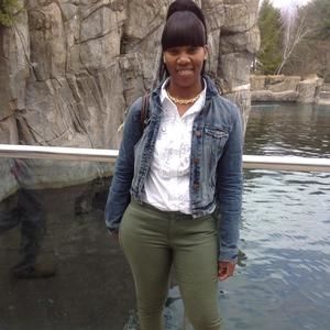 Meet your Posher, Sandra